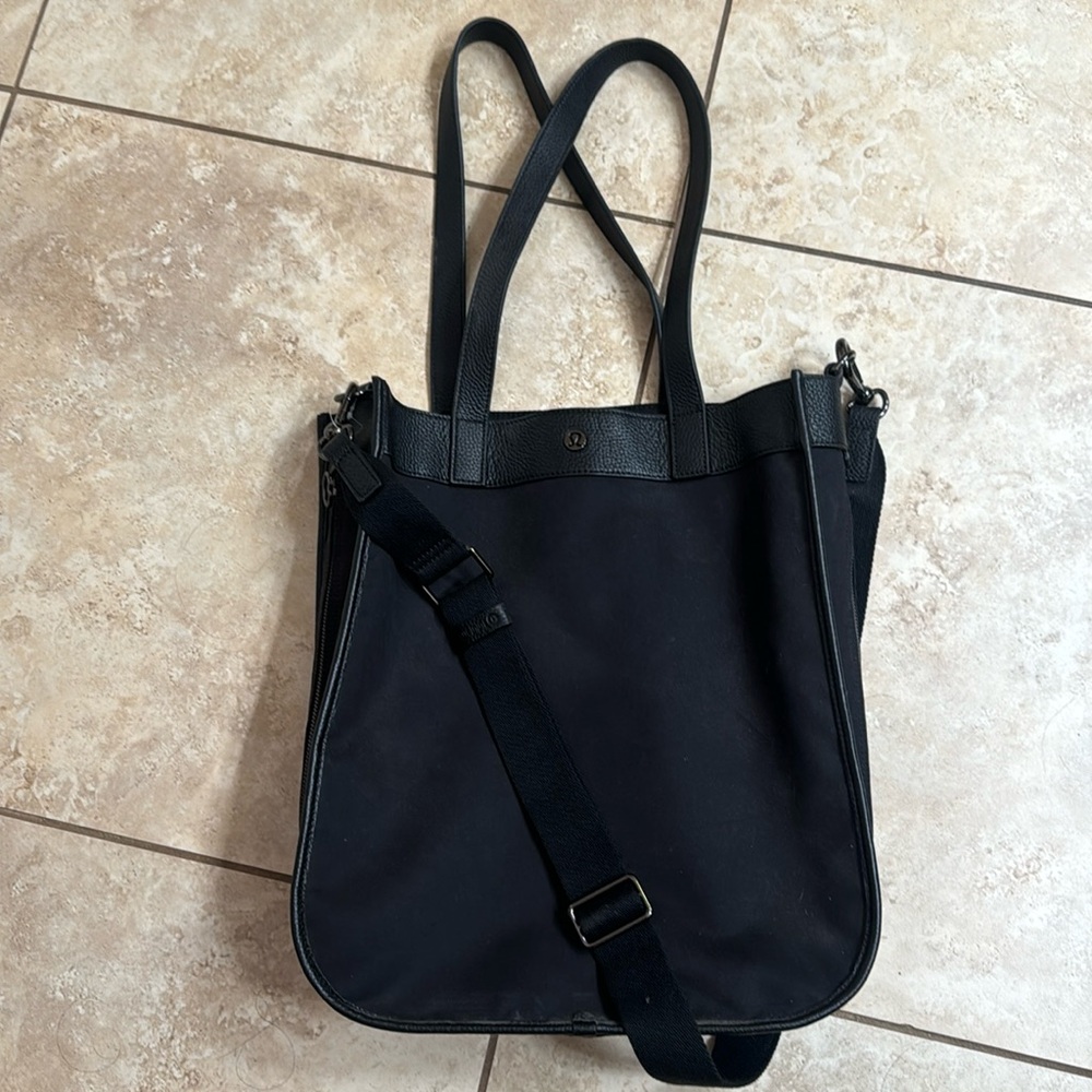 Lululemon Tote used ONCE